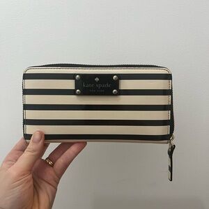 Kate Spade Black and Cream Striped Zip Wallet